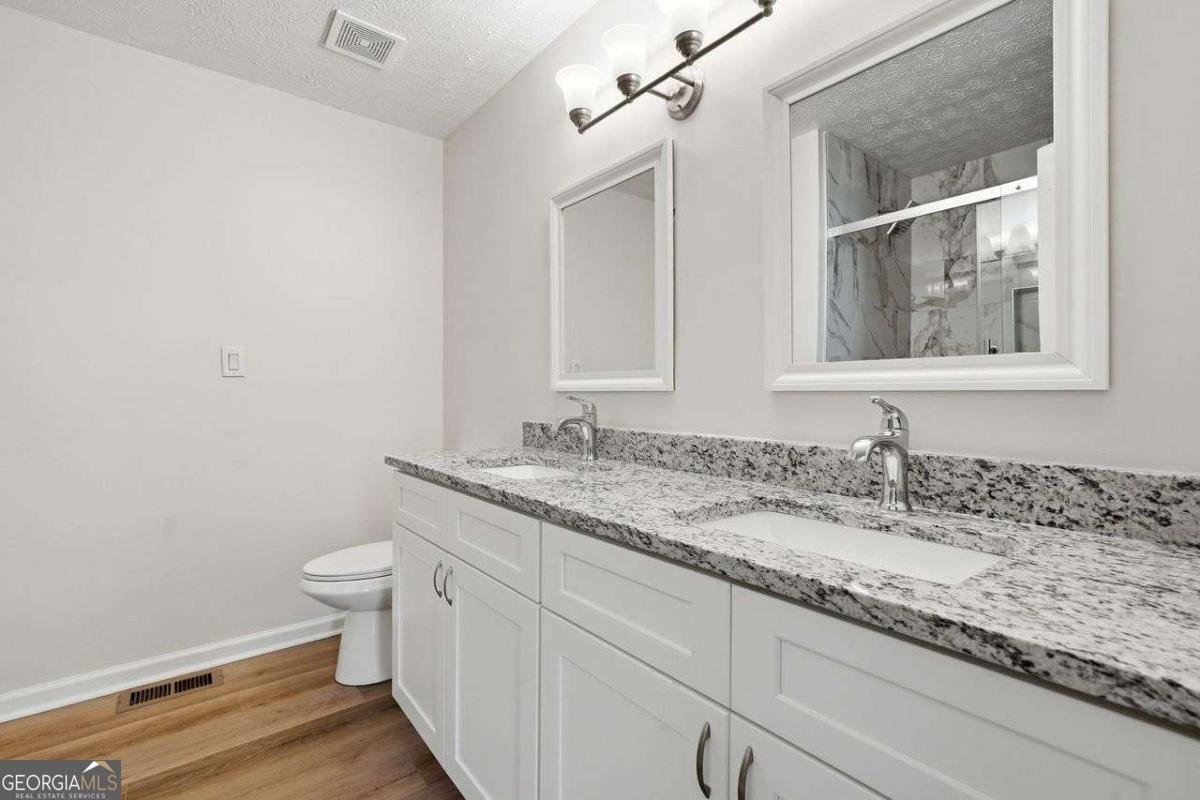 7145 Stonecreek Drive Douglasville - Photo 21