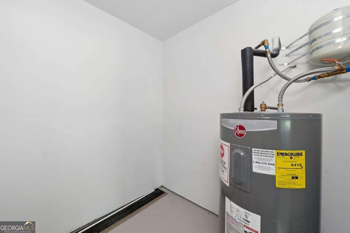 7145 Stonecreek Drive Douglasville - Photo 25