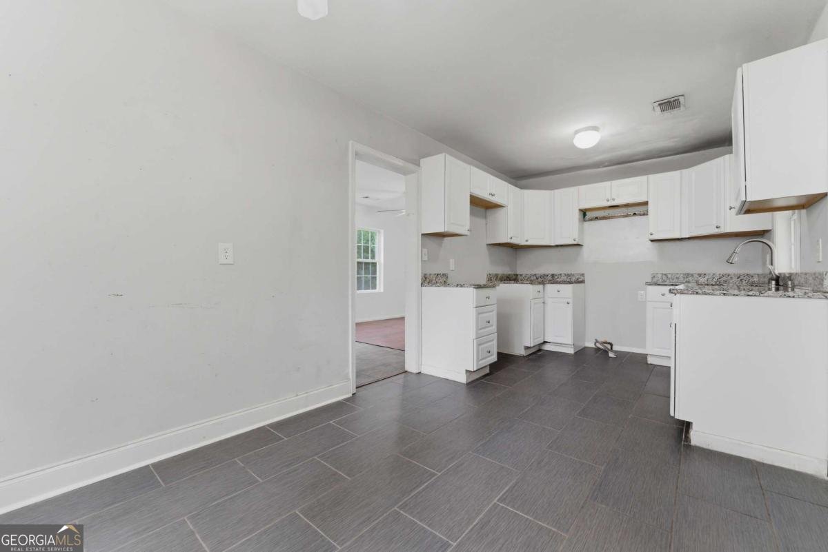 254 Pauladean Circle Marietta - Photo 8