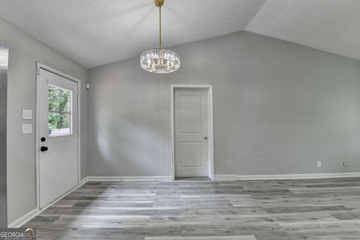 1018 Wayne Drive Snellville - Photo 12