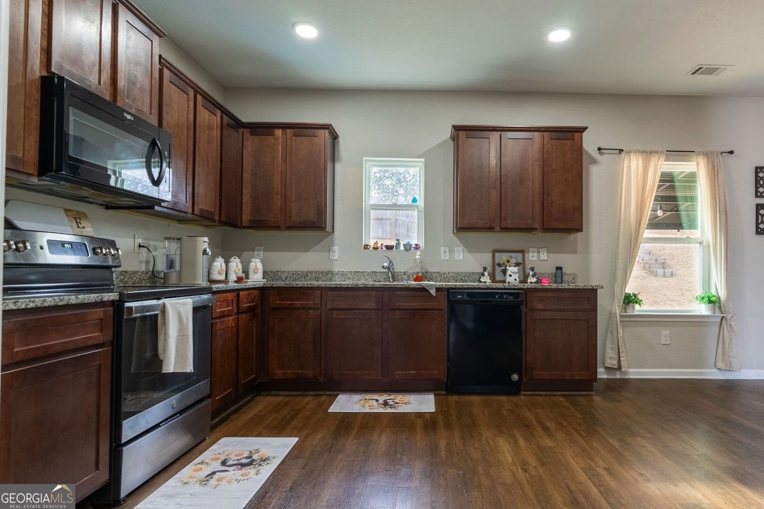 735 Walnut Creek Circle Pendergrass - Photo 6