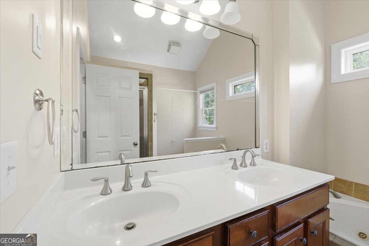 728 Markhams Drive Madison - Photo 23