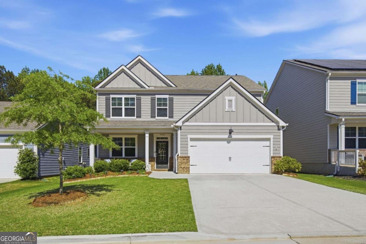 5887 Screech Owl Drive Flowery Branch - Photo 1