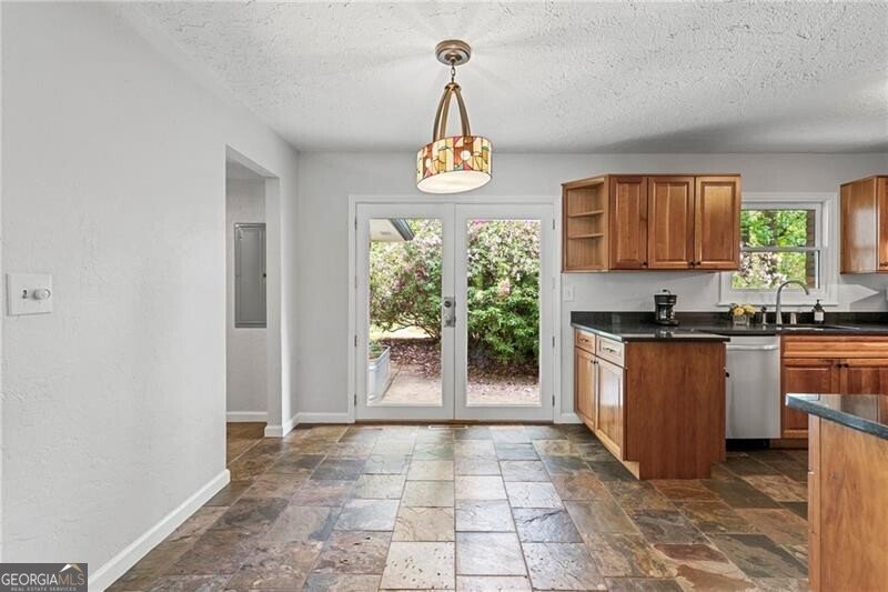 1619 Moncrief Circle Decatur - Photo 8