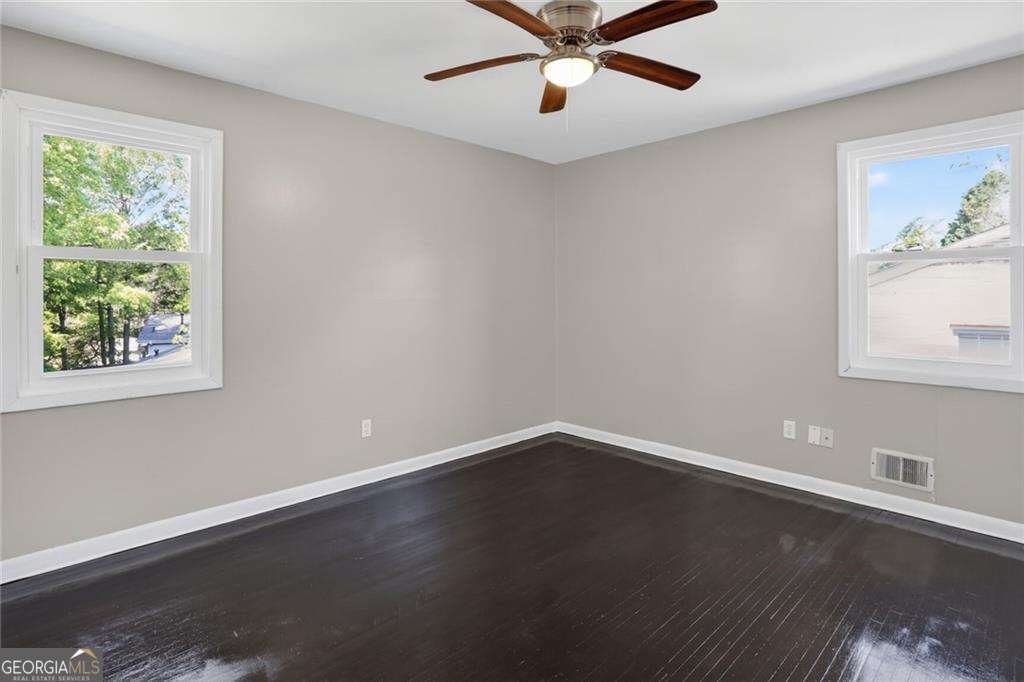 6107 Winview Drive Forest Park - Photo 18