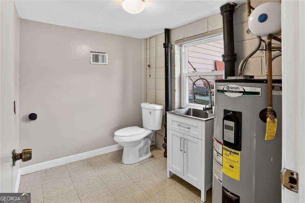 6107 Winview Drive Forest Park - Photo 25