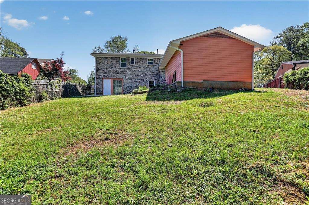 6107 Winview Drive Forest Park - Photo 30