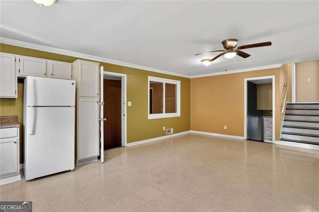 6107 Winview Drive Forest Park - Photo 9