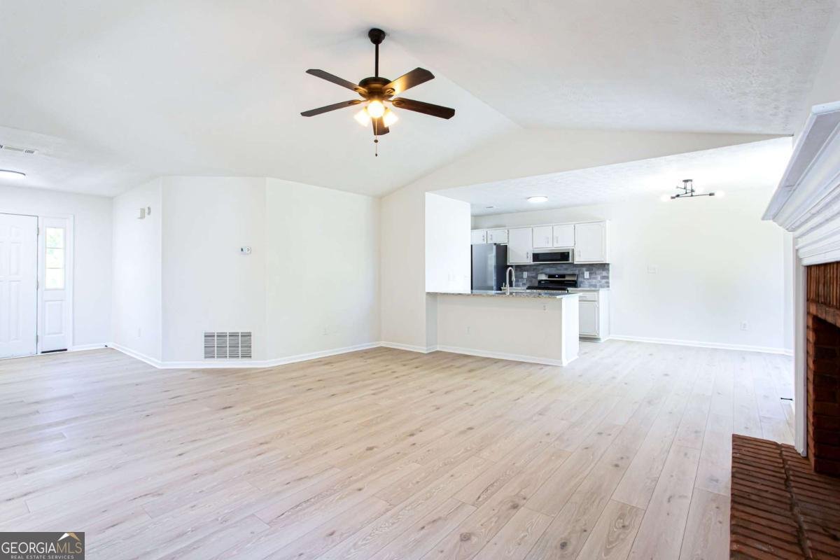 338 Fieldgreen Drive Jonesboro - Photo 9