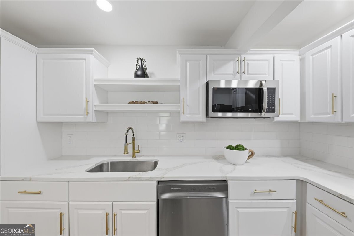 2082 Rosewood Road Decatur - Photo 11