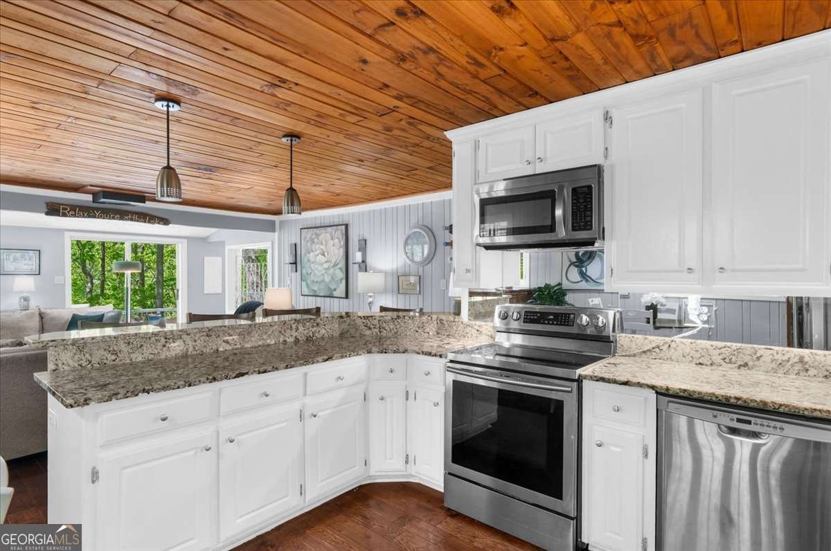 6551 Bermuda Lane Flowery Branch - Photo 8