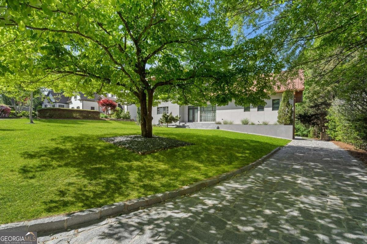 754 Burke Road Atlanta - Photo 1