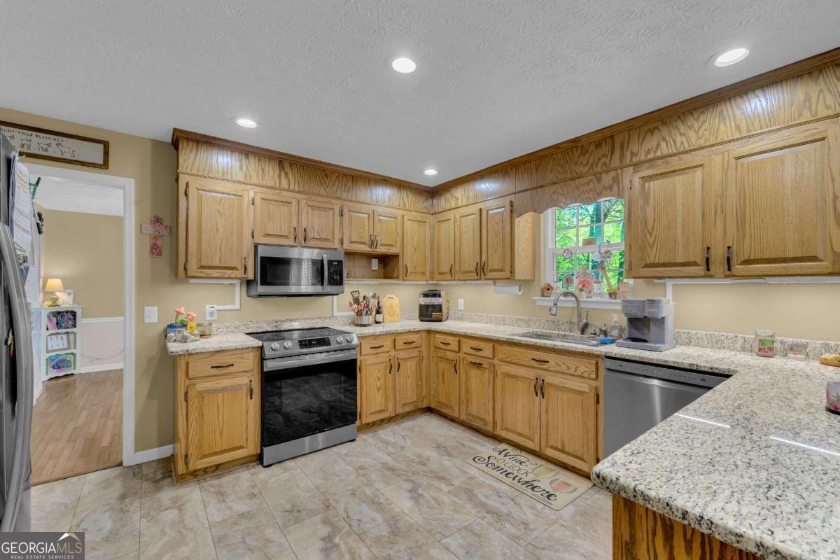 676 Northridge Drive Demorest - Photo 15