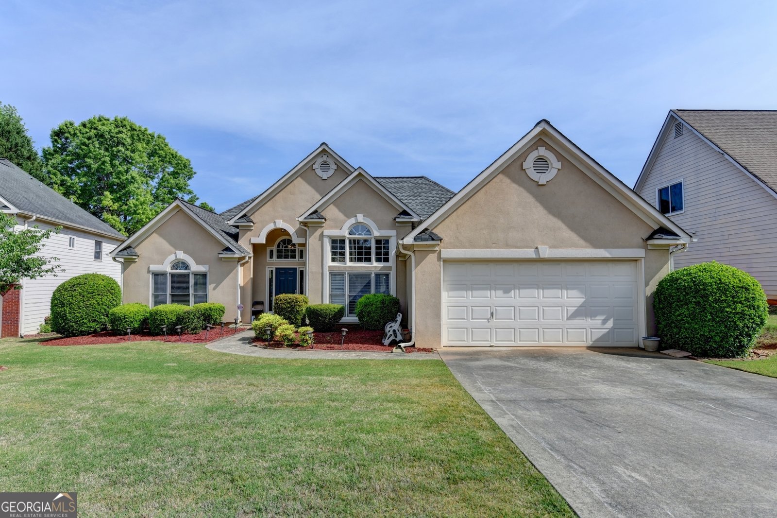155 White Sands Court Suwanee - Photo 1