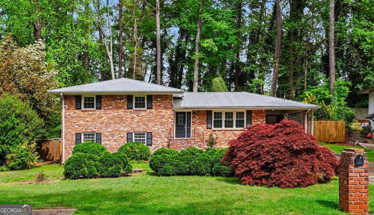 1455 Sanden Ferry Drive Decatur - Photo 1