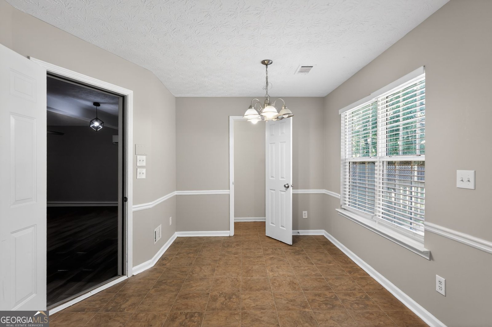 402 Armor Drive Loganville - Photo 16