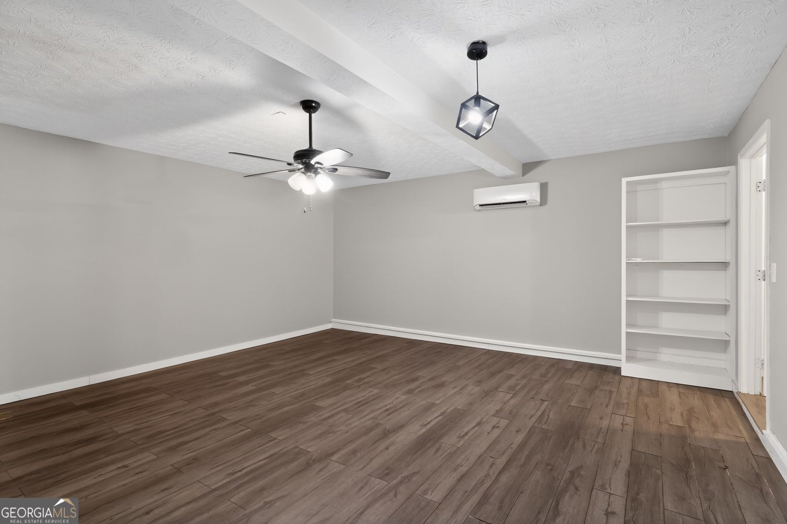 402 Armor Drive Loganville - Photo 8