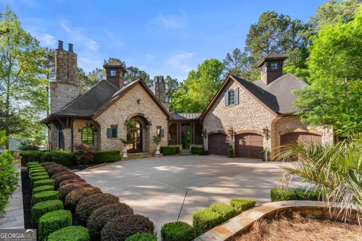 1090 Spring Creek Greensboro - Photo 1