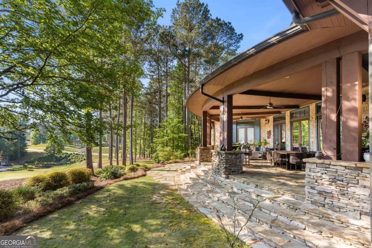 1090 Spring Creek Greensboro - Photo 9