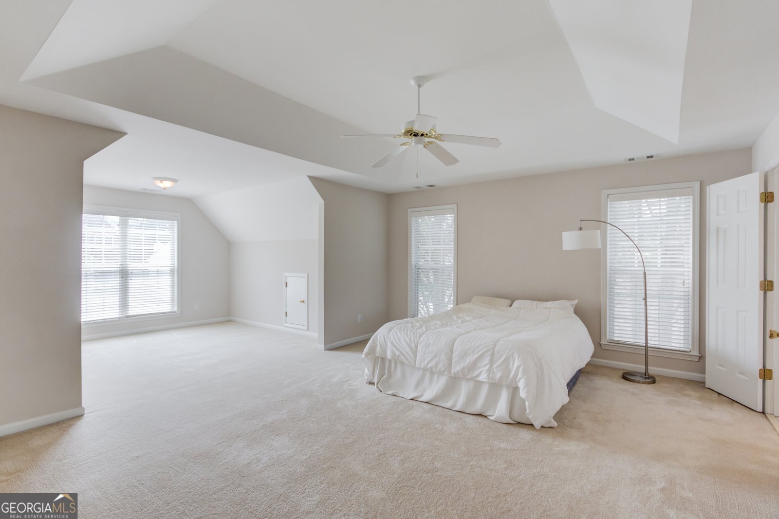 1840 Embassy Walk Lane Lilburn - Photo 14