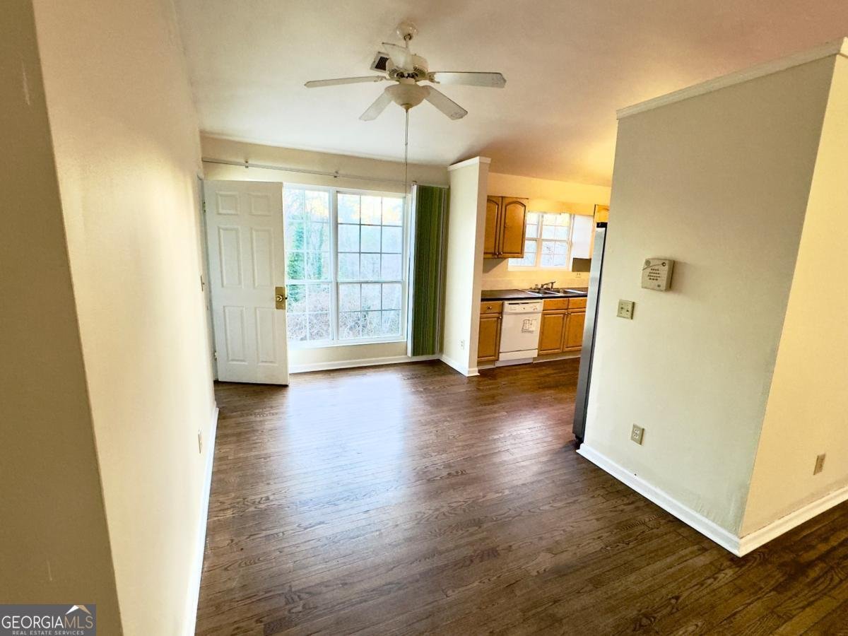 2020 Driftwood Circle Cumming - Photo 9