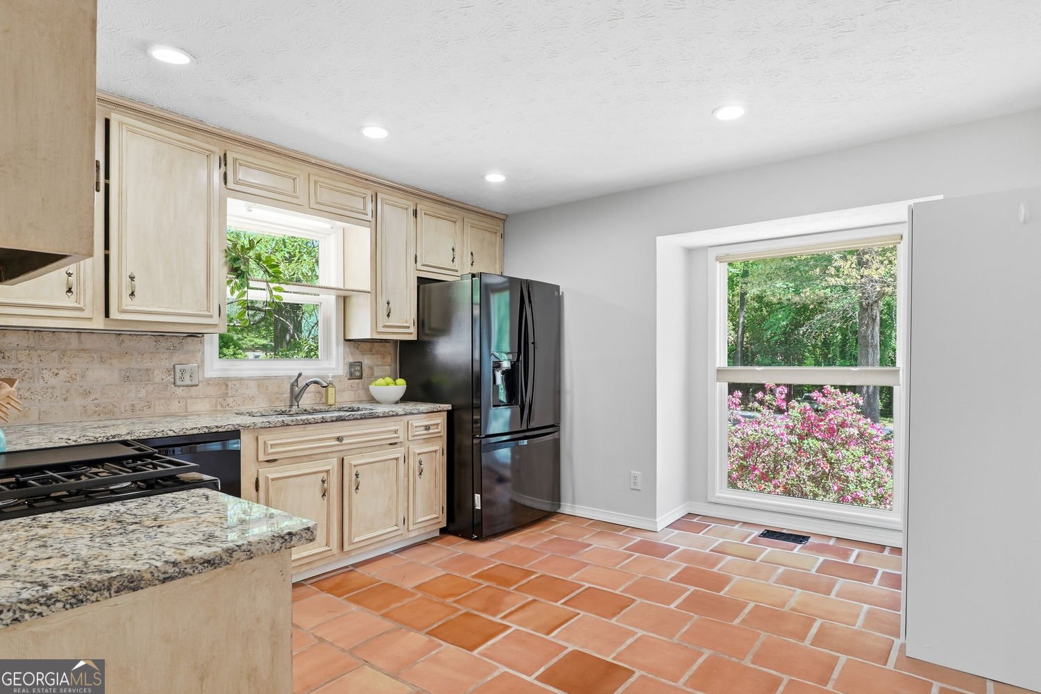 2530 Kingsley Drive Marietta - Photo 8