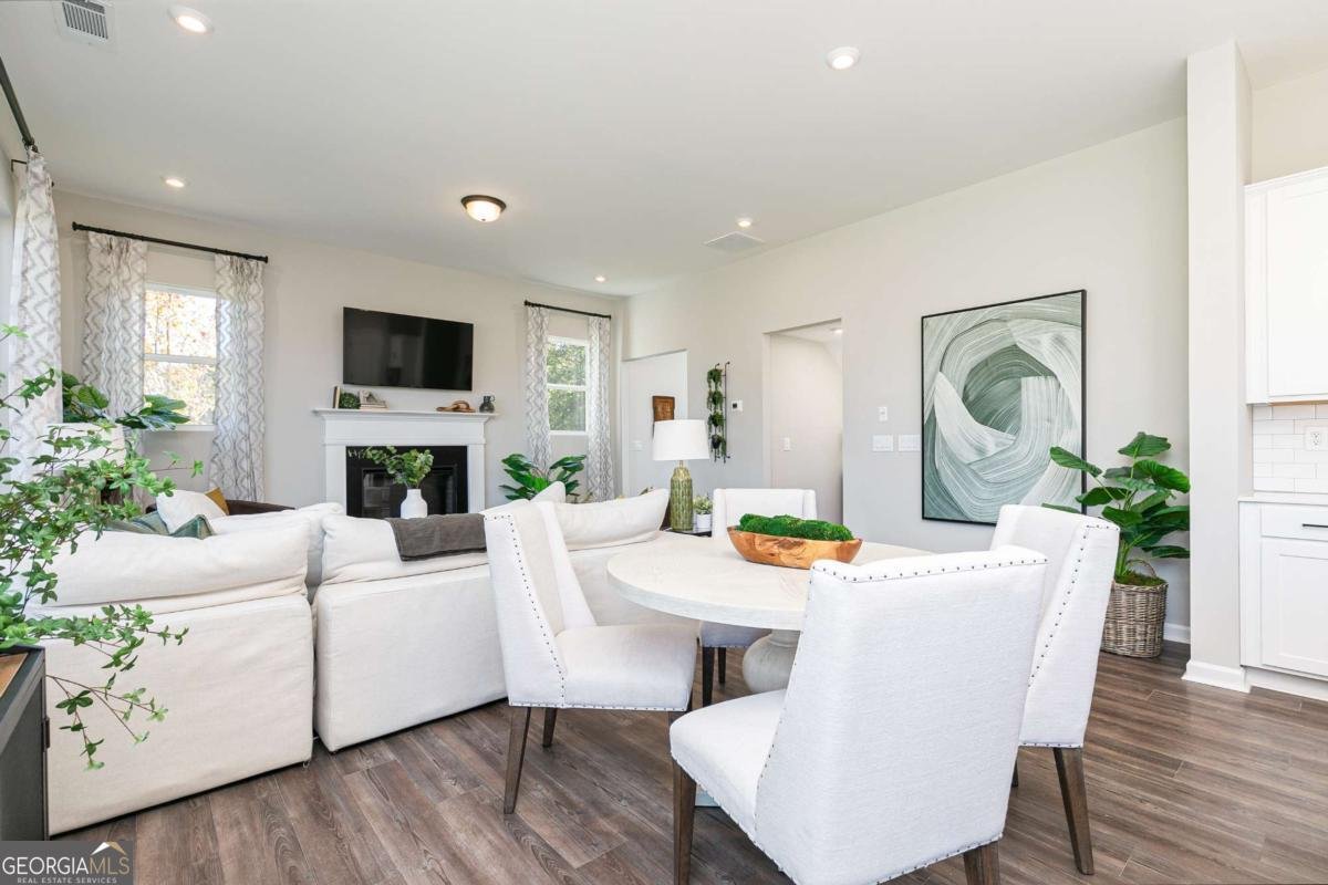 3579 Annsbury Court Lilburn - Photo 10