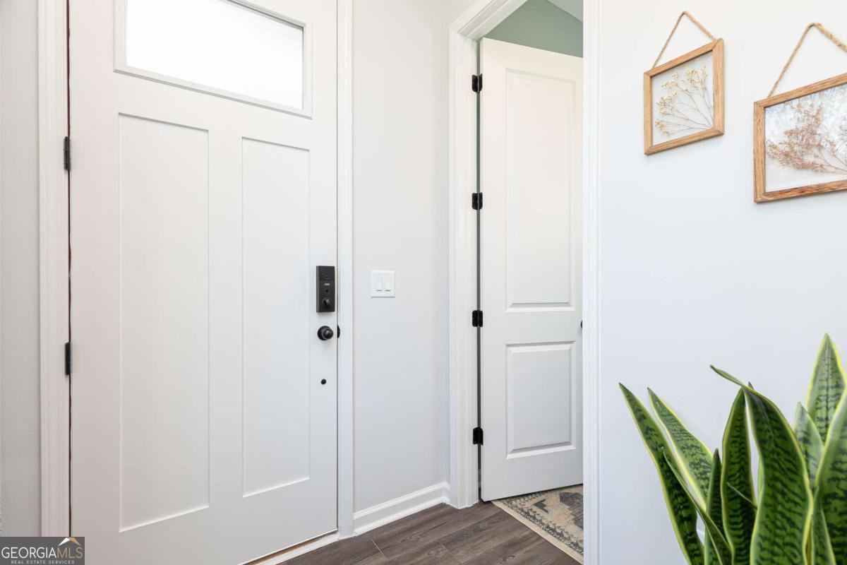 3579 Annsbury Court Lilburn - Photo 6