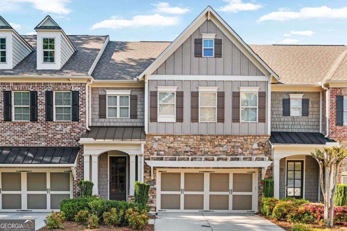 910 Acadiana Drive Sandy Springs - Photo 1