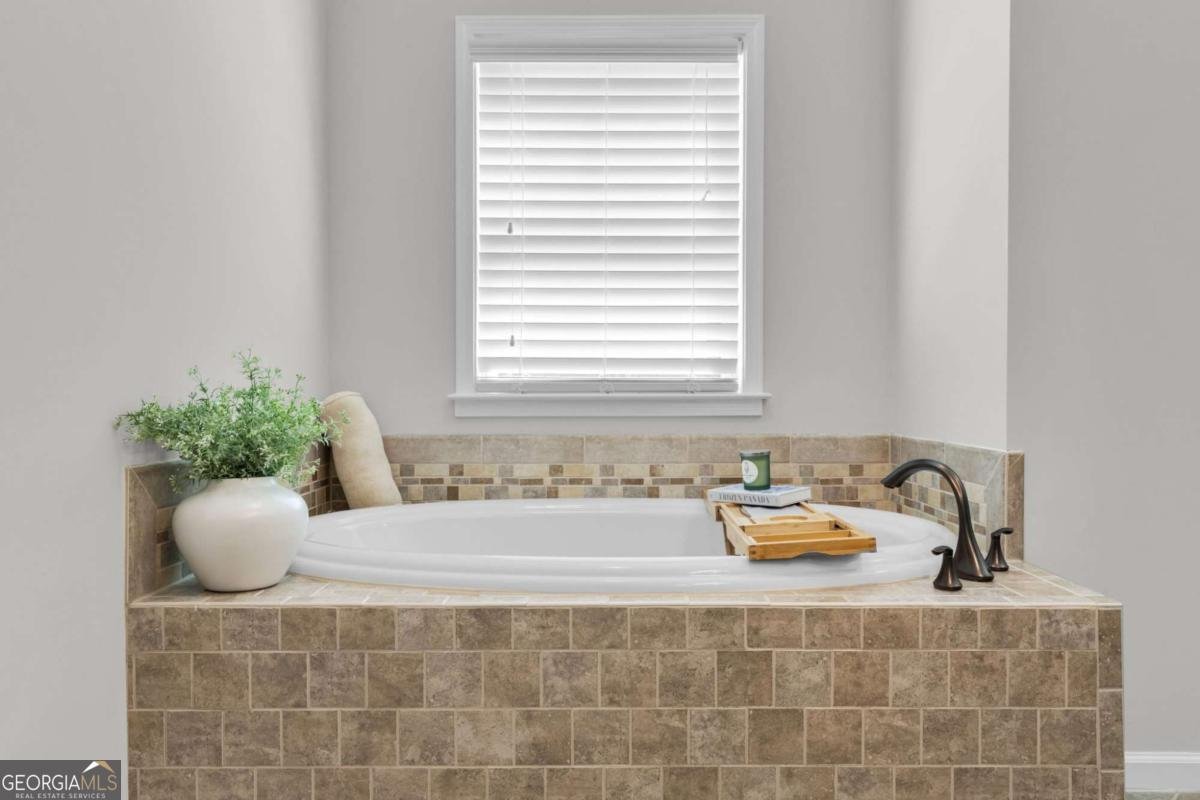 910 Acadiana Drive Sandy Springs - Photo 32