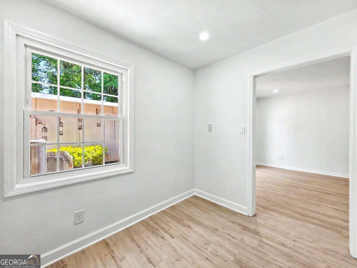 270 Winding River Road Atlanta - Photo 12