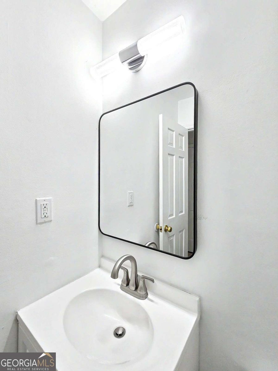 270 Winding River Road Atlanta - Photo 13