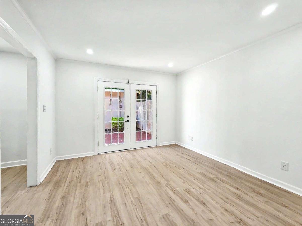 270 Winding River Road Atlanta - Photo 7