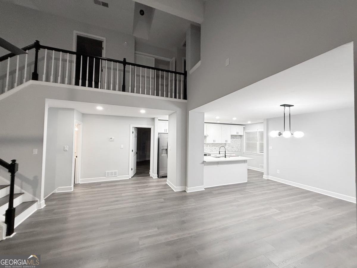 255 Dunwoody Creek Cir Circle Sandy Springs - Photo 13