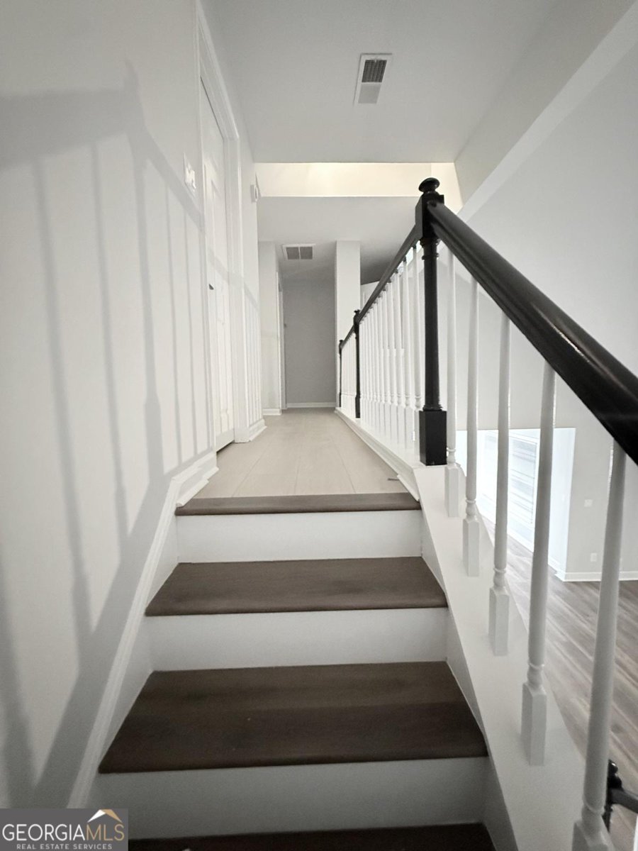 255 Dunwoody Creek Cir Circle Sandy Springs - Photo 17