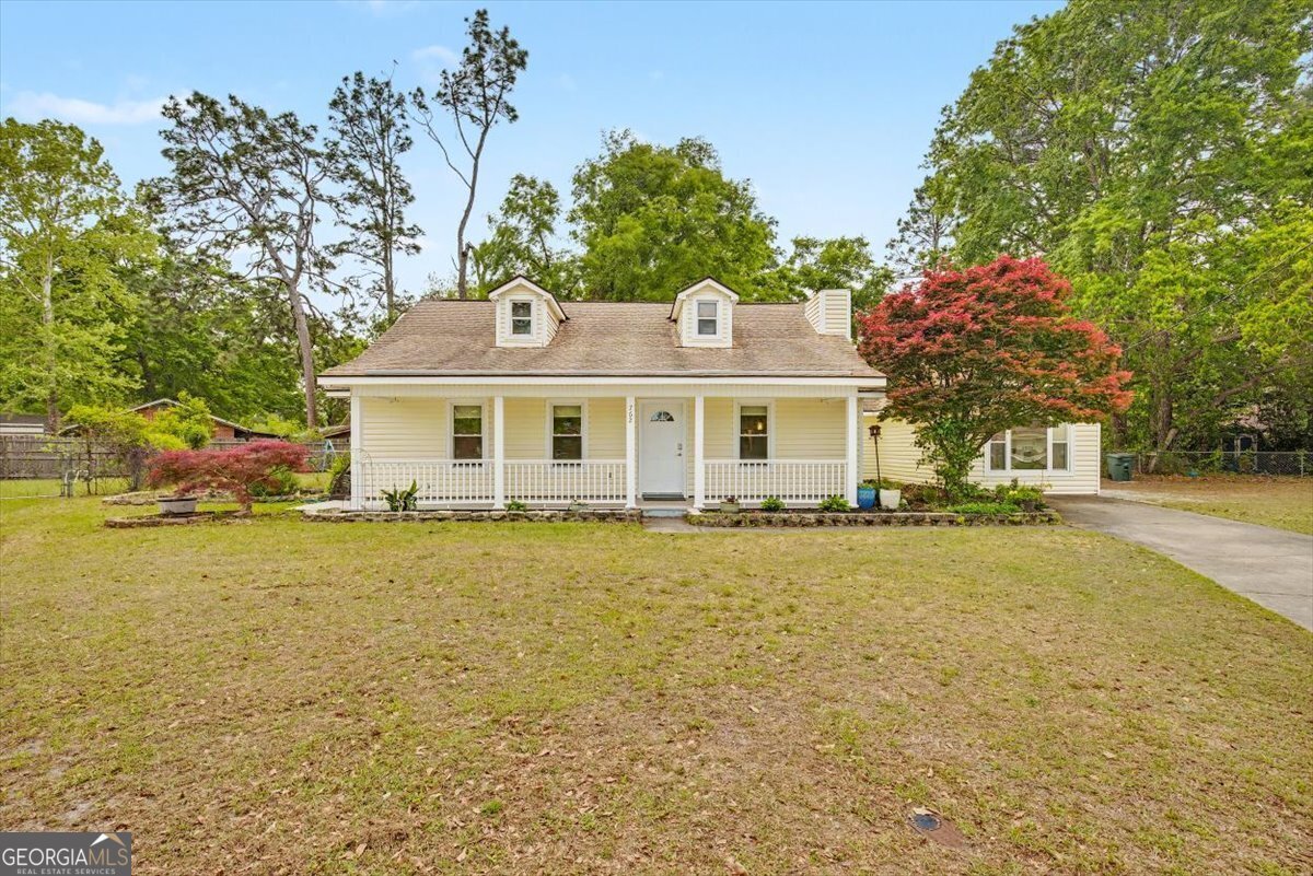 762 Robin Hood Drive Hinesville - main photo