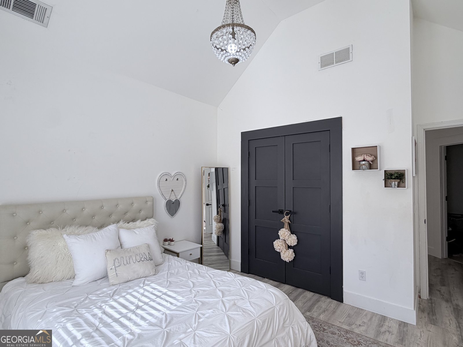 1600 Reddstone Close Milton - Photo 34