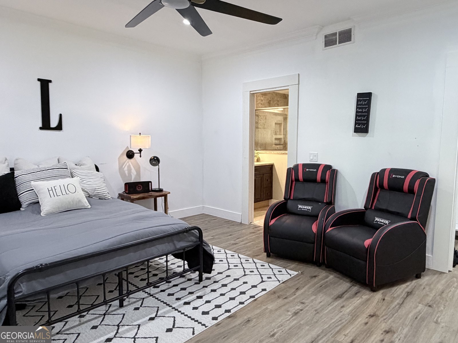 1600 Reddstone Close Milton - Photo 45