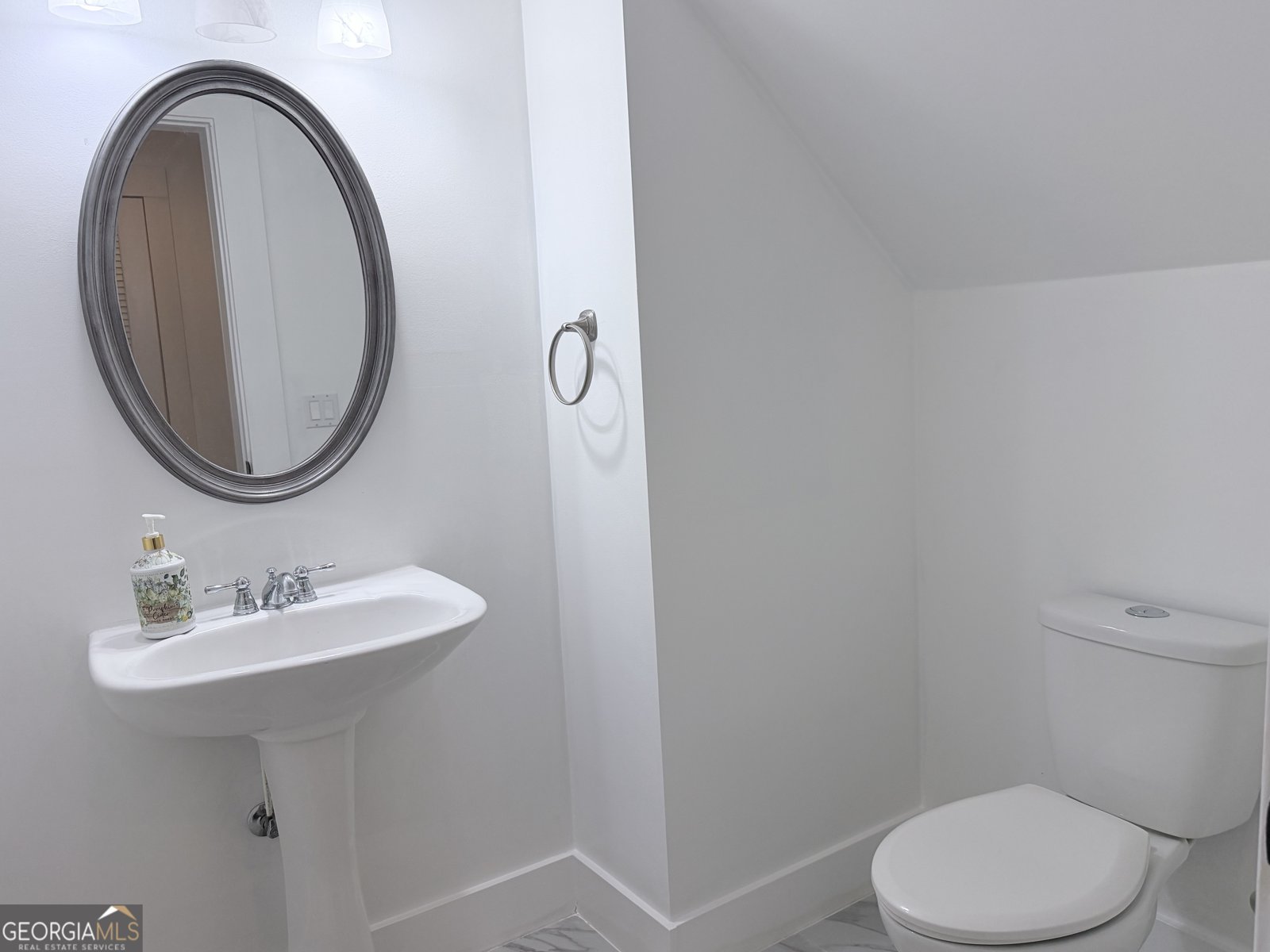 1600 Reddstone Close Milton - Photo 56