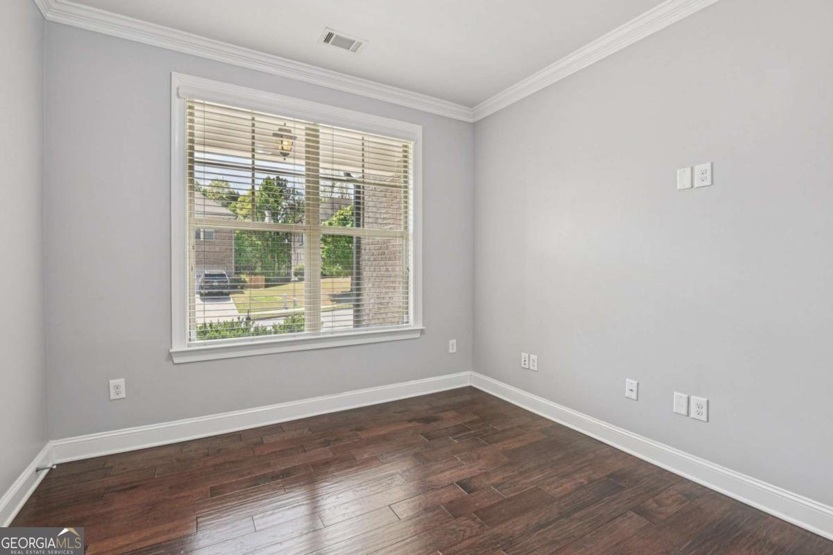 330 La Perla Drive Sugar Hill - Photo 23