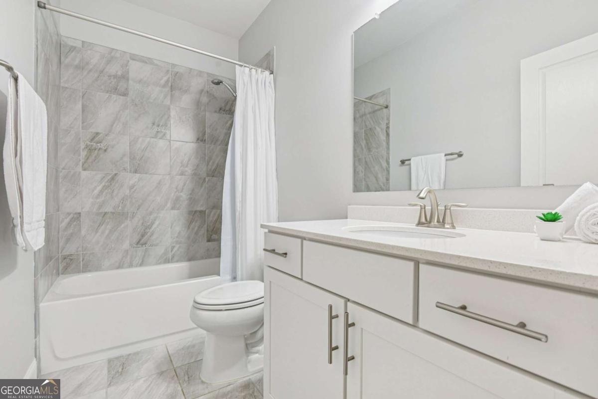 330 La Perla Drive Sugar Hill - Photo 31