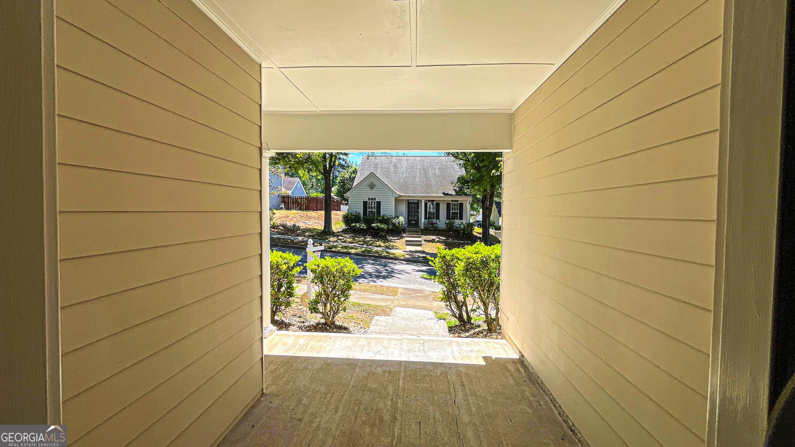 608 Brookwater Drive Stockbridge - Photo 10