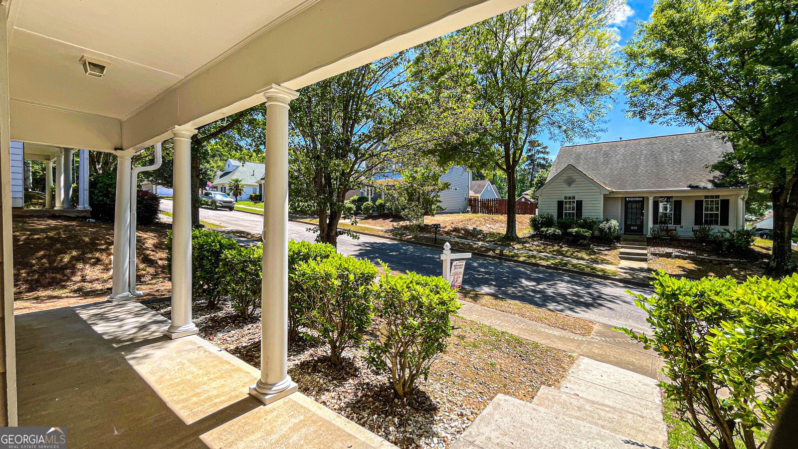 608 Brookwater Drive Stockbridge - Photo 9