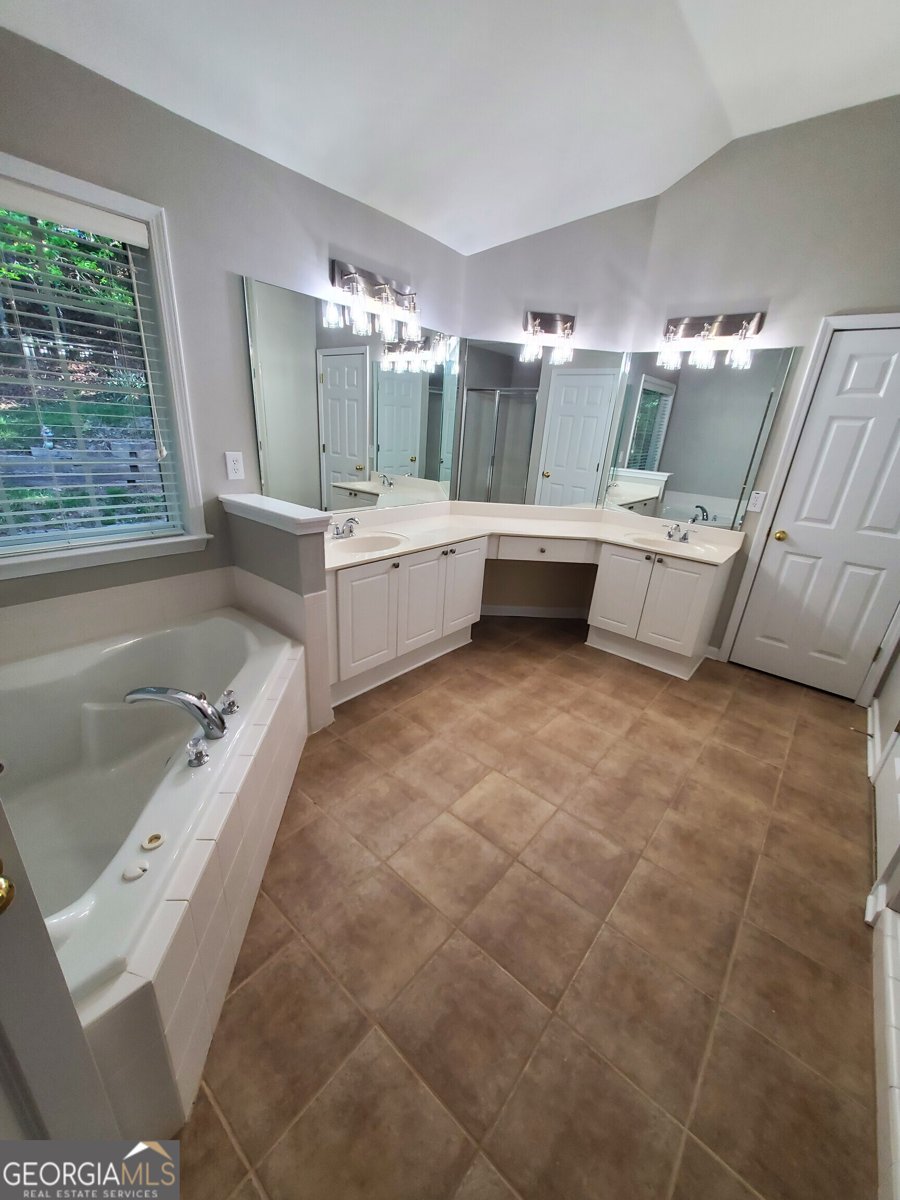 1038 Island View Court Buford - Photo 17