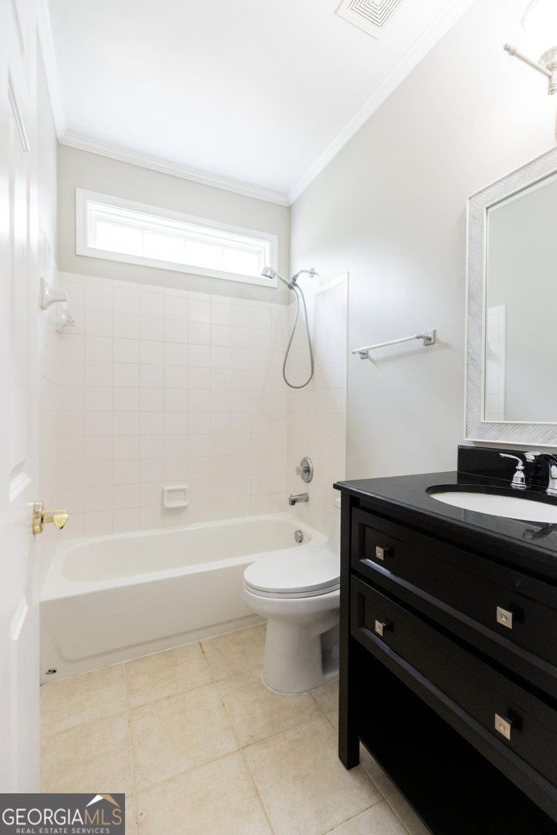 1038 Island View Court Buford - Photo 8