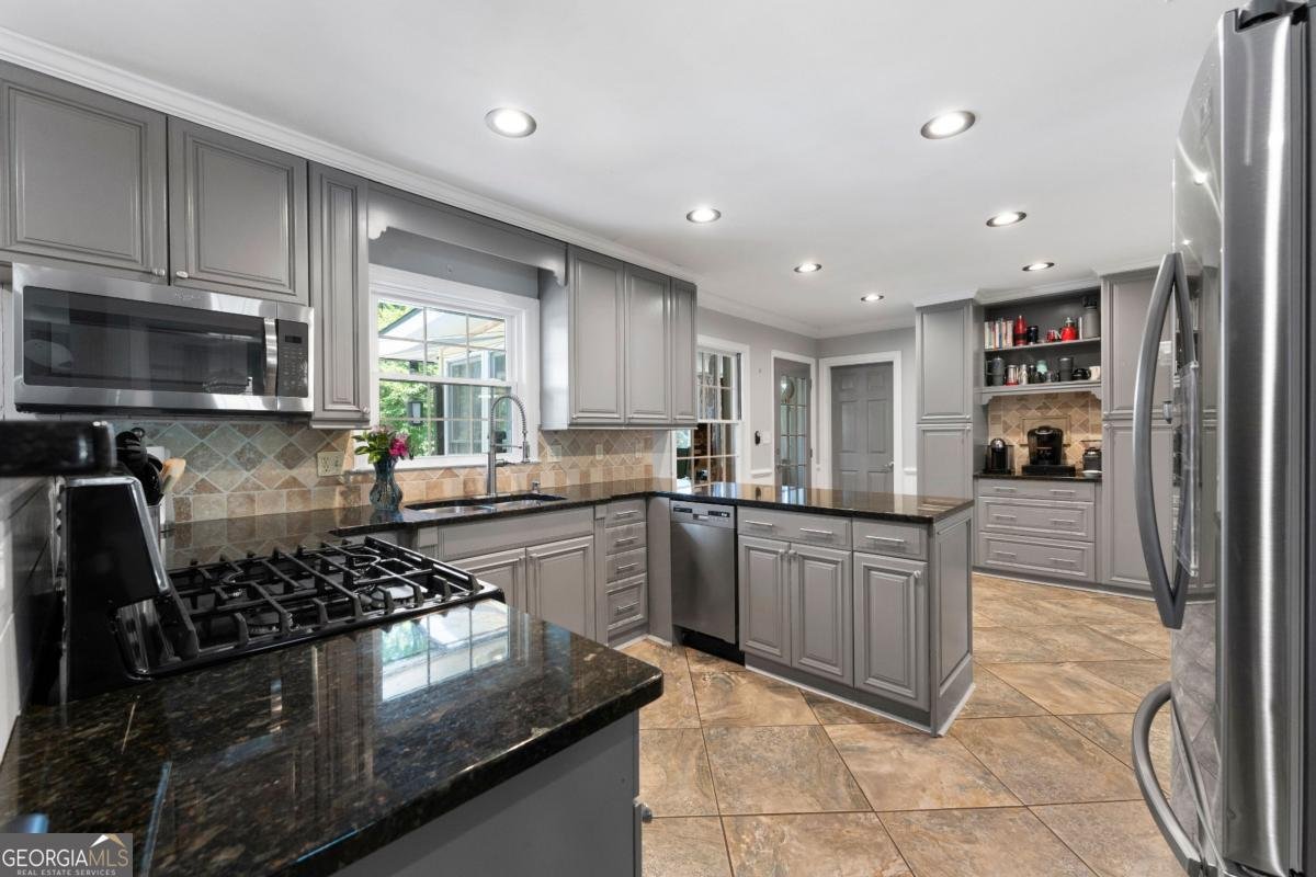 10 Davis Street Cartersville - Photo 12