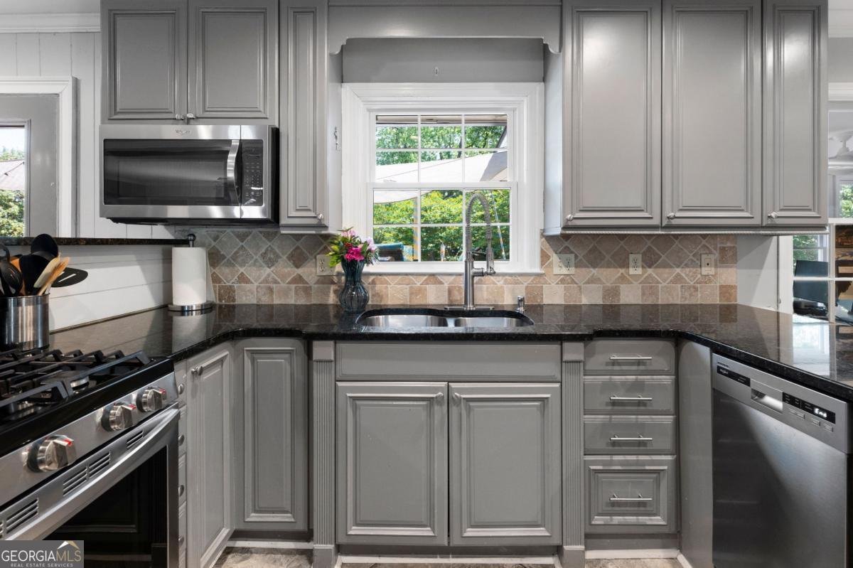 10 Davis Street Cartersville - Photo 13