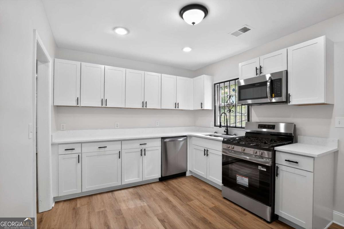 2252 Beecher Circle Atlanta - Photo 17