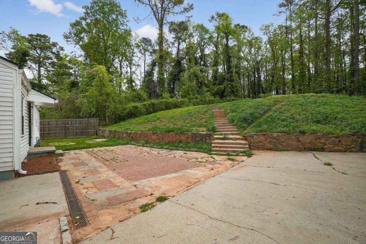 2252 Beecher Circle Atlanta - Photo 7