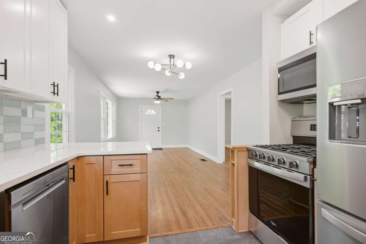 2274 Carey Drive Atlanta - Photo 12